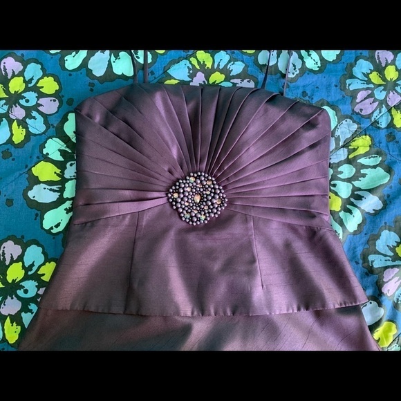 Jessica Howard Women's Dress Gown 8 Prom Wedding Eggplant Jeweled Embellishment - Picture 9 of 11